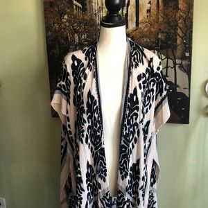 Angie Pom-Pom Kimono